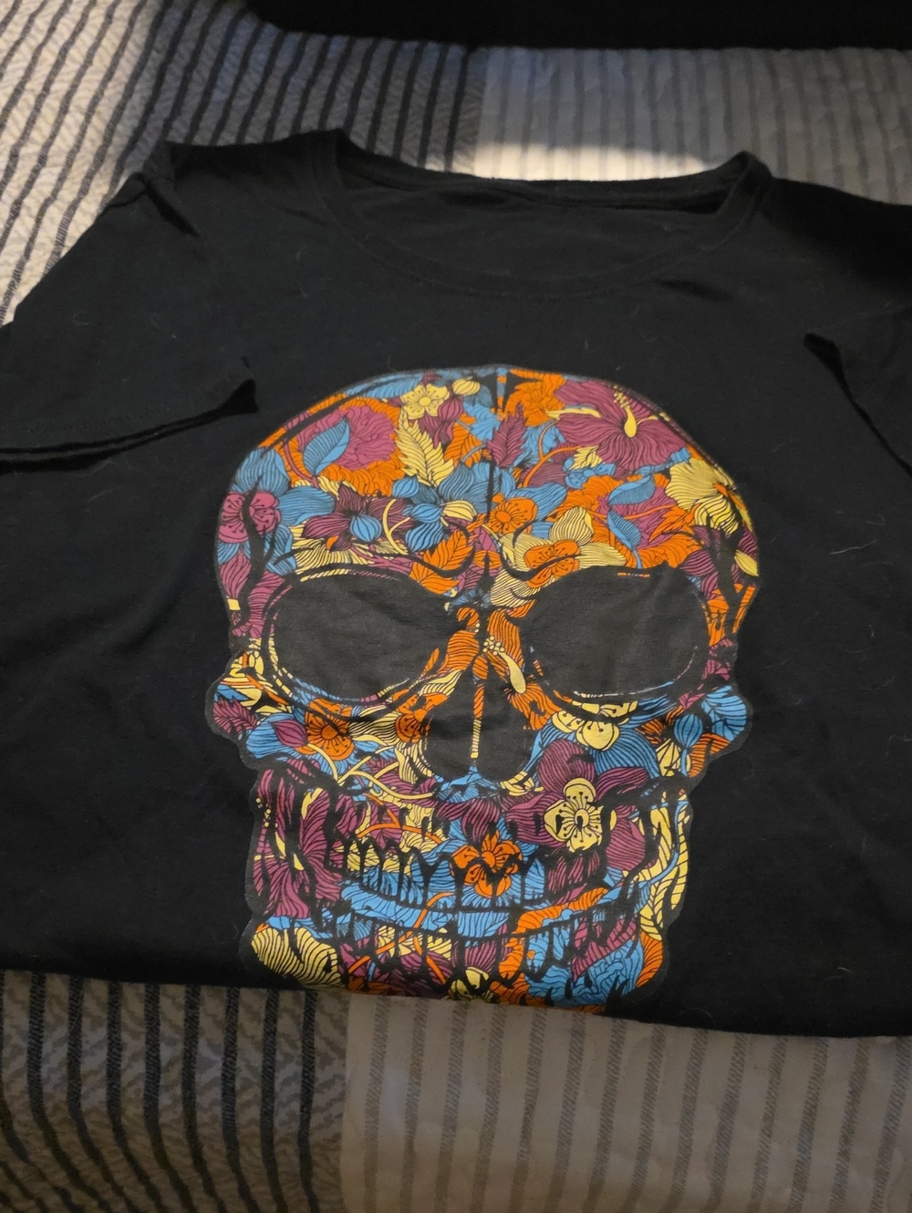 Womens Skull Tshirt